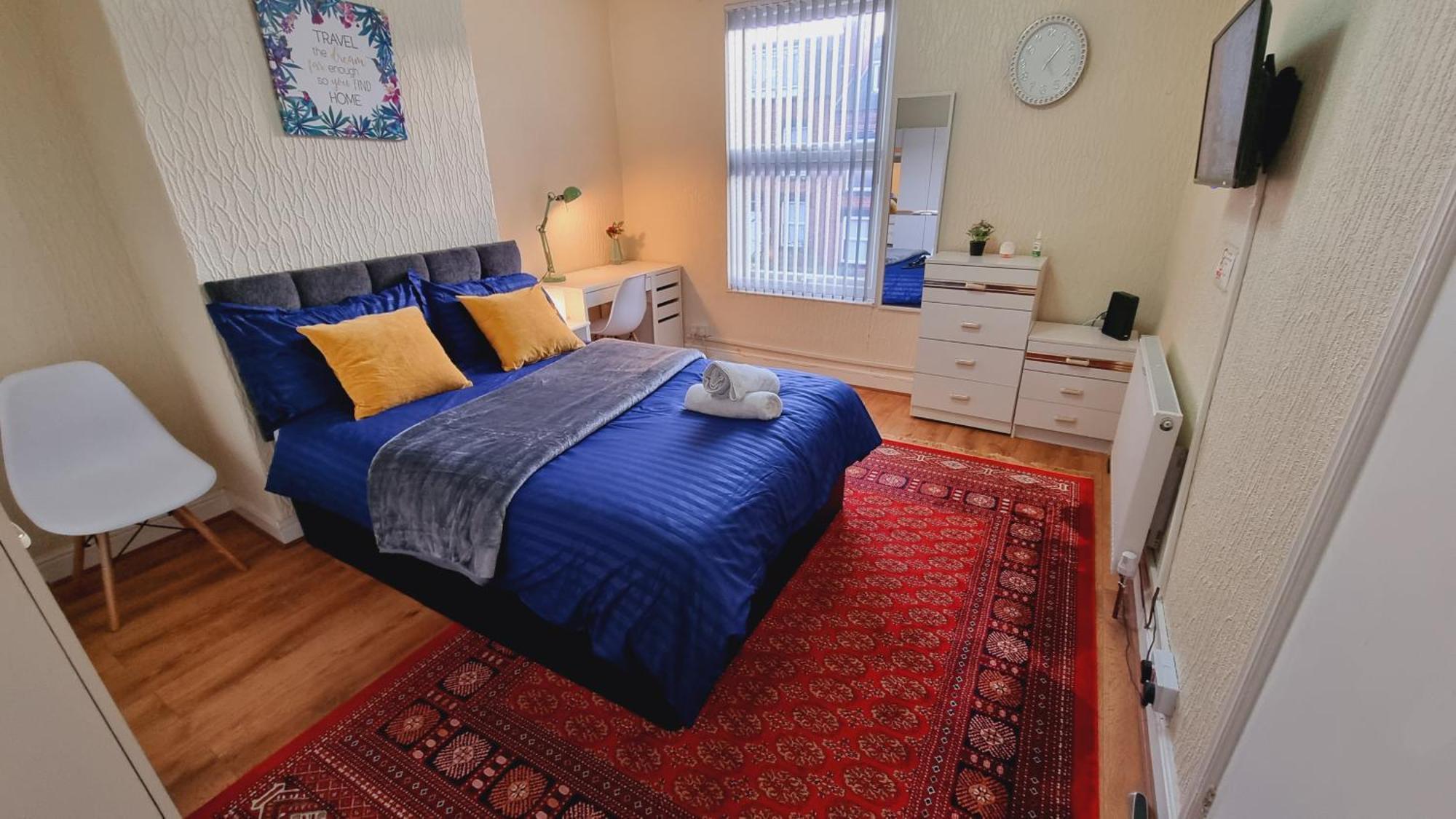 Bright Sunny, Double Bed With Garden, Tv And Wi-Fi Hotel Лийдс Екстериор снимка